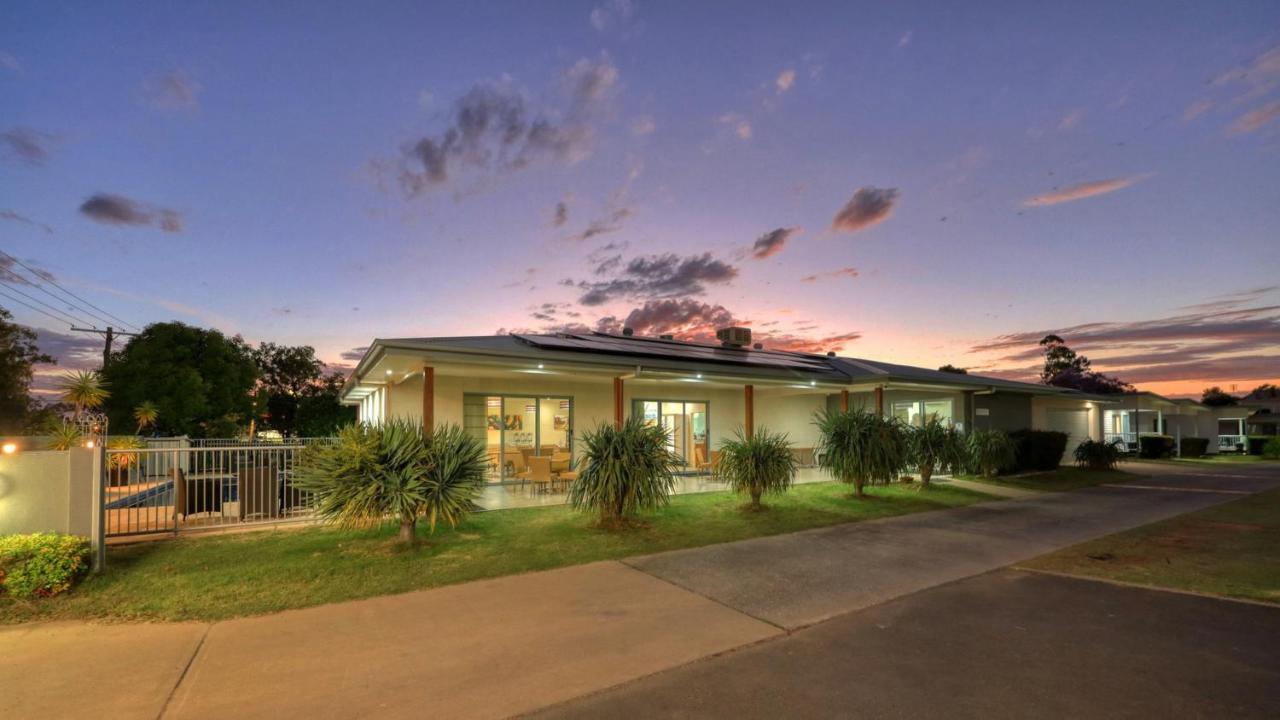 Chinchilla Motor Inn Exterior photo